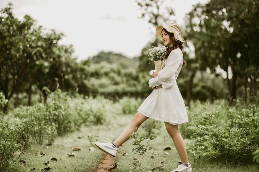 girl, fashion, flowers, woman, flower background, dress, nature, hat, style, beautiful flowers, flower wallpaper, smile, happy, meadow, outdoors, girl, fashion, fashion, woman, dress, dress, dress, dress, dress, smile, smile, happy